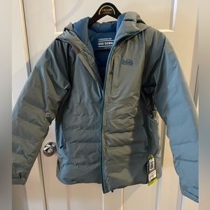 REI Women’s Stormhenge 850 jacket